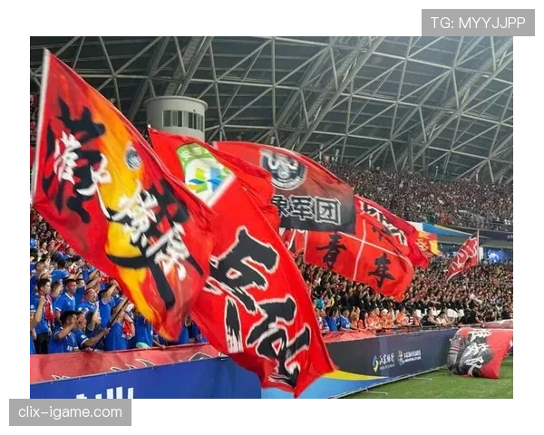 球迷庆典盛大举行,全城热情高涨引关注 球迷庆典盛大举行,全城热情高涨引关注