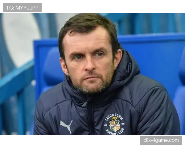 伊普斯维奇强势晋级足总杯次轮，精彩表现引爆球迷热议